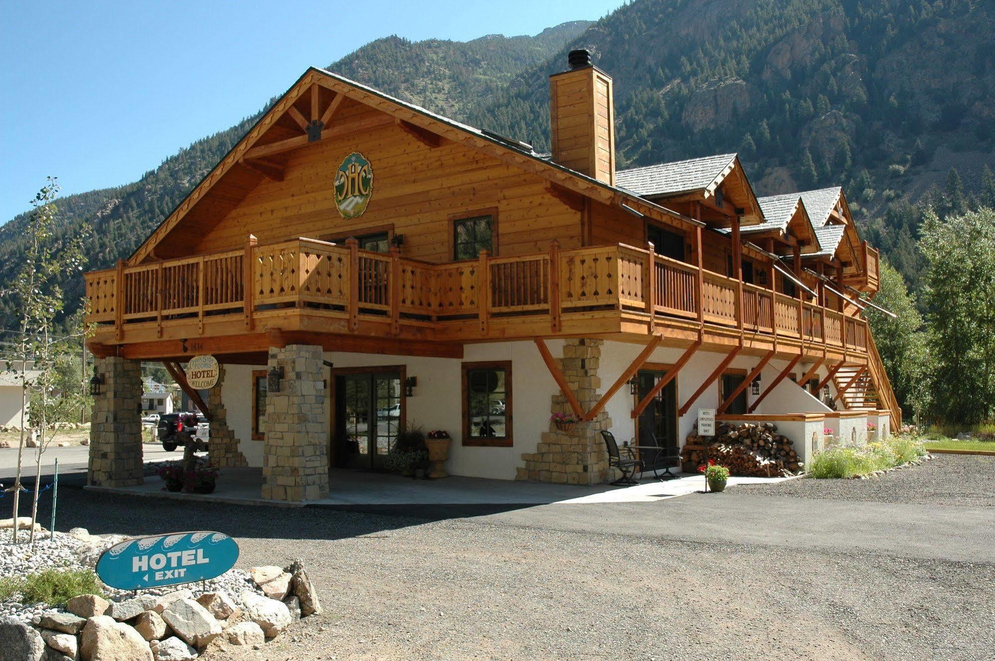Hotel Chateau Chamonix Georgetown Exterior photo